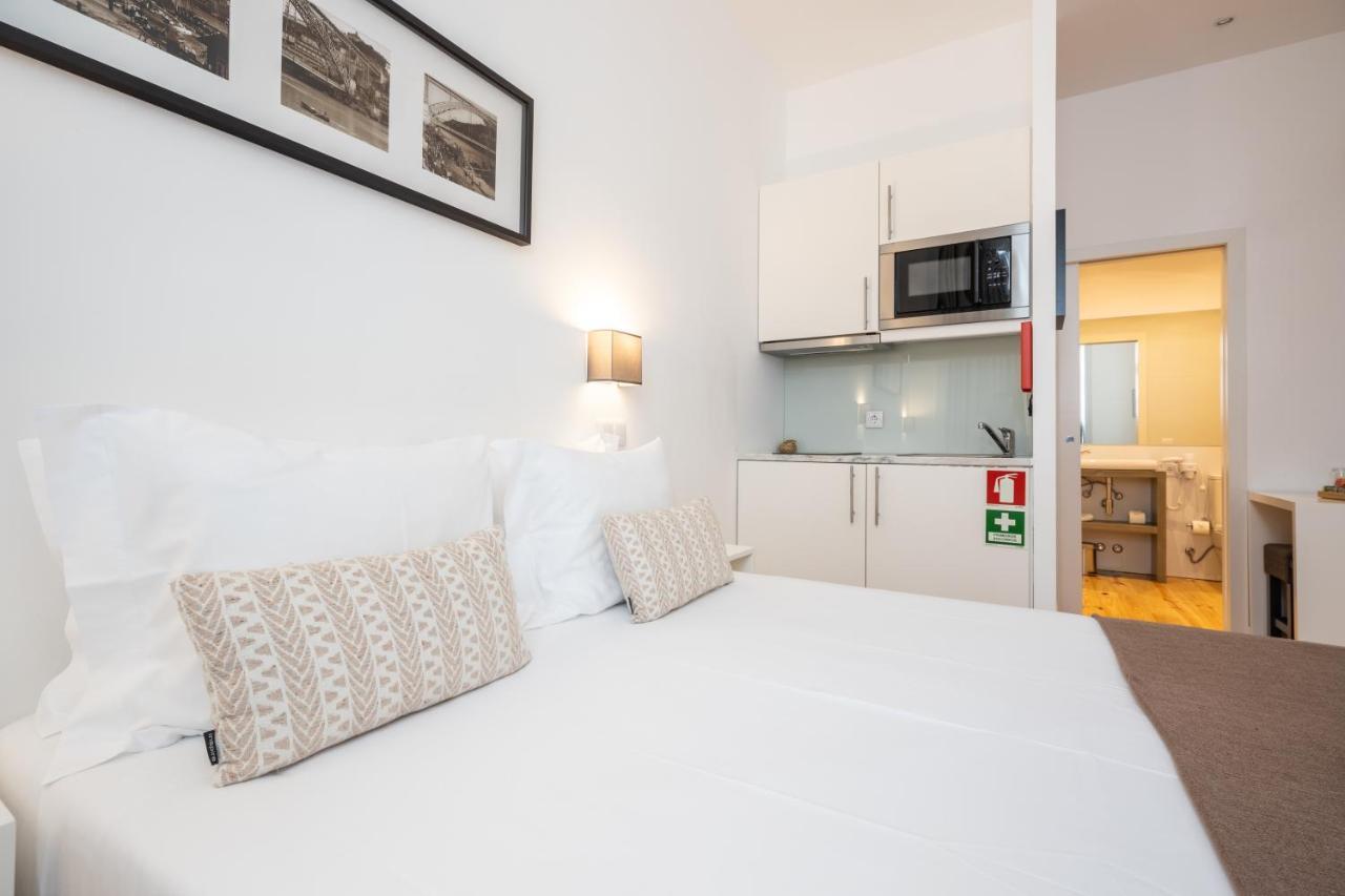 Mystay Porto Batalha Bagian luar foto